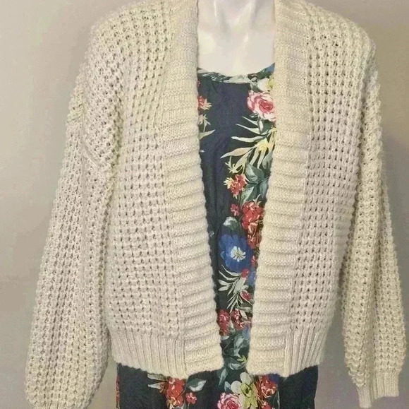 American Eagle lightweight Cardigan Boho Chic Size Small - Picture 7 of 10